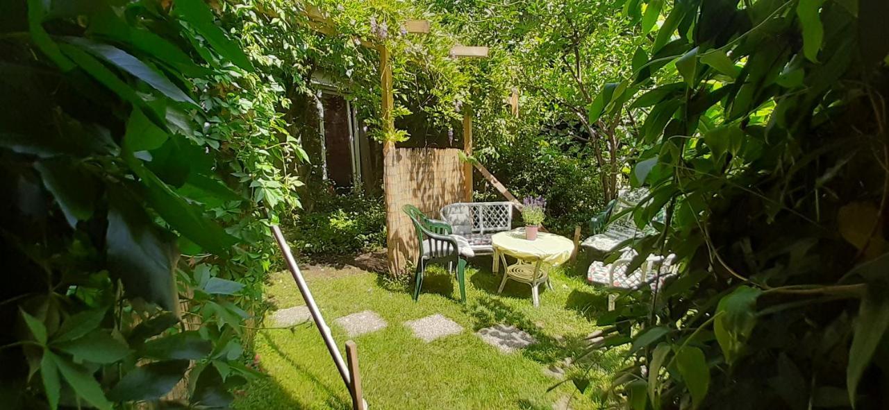 Fassbinder Klause Mit Mini-Terrasse Sankt Veit an der Glan Exterior foto